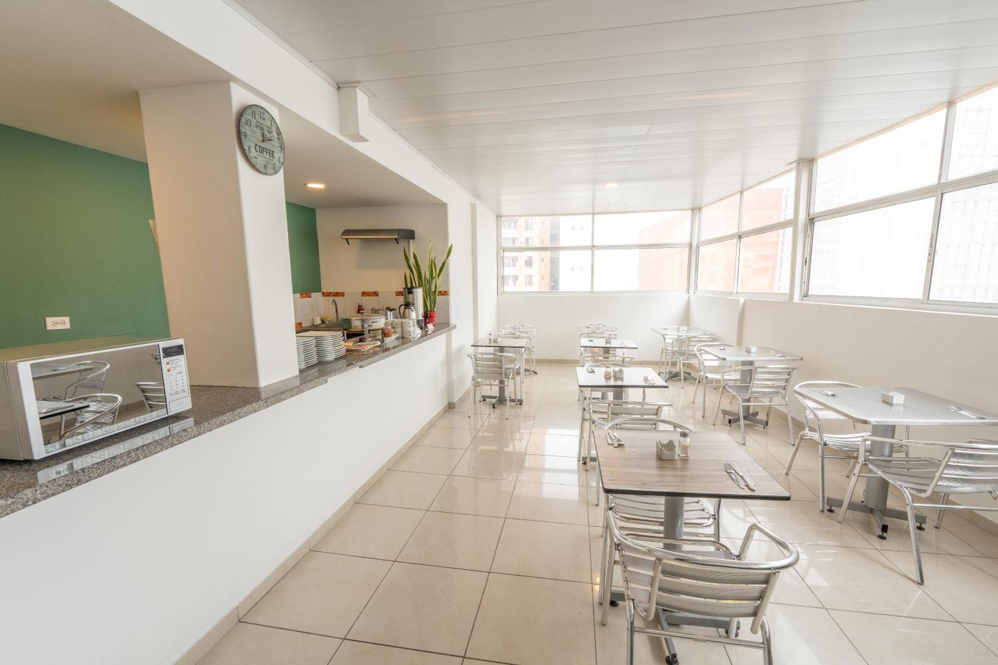 Basic Ms Centenario Hotel Cali