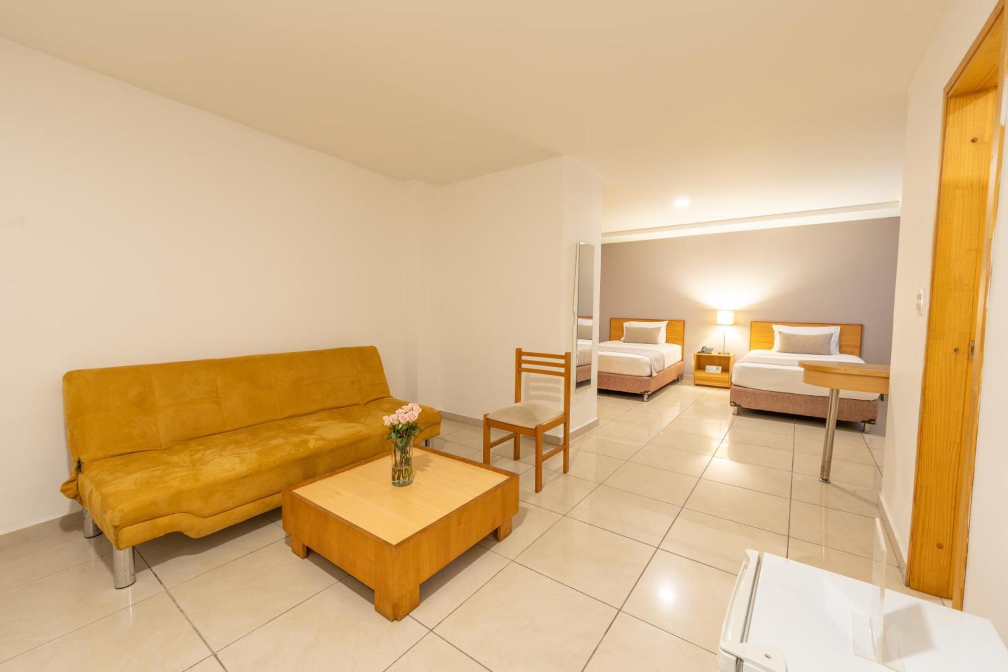 Basic Ms Centenario Hotel Cali