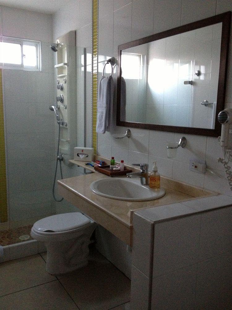 Basic Ms Centenario Hotel
