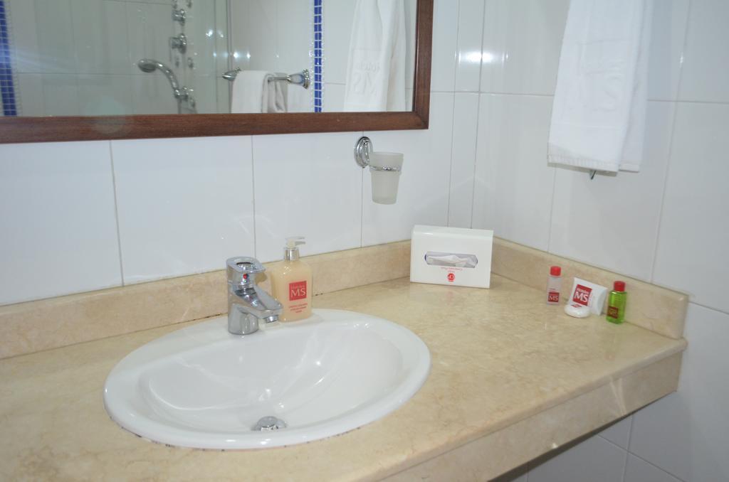 Basic Ms Centenario Hotel 3*