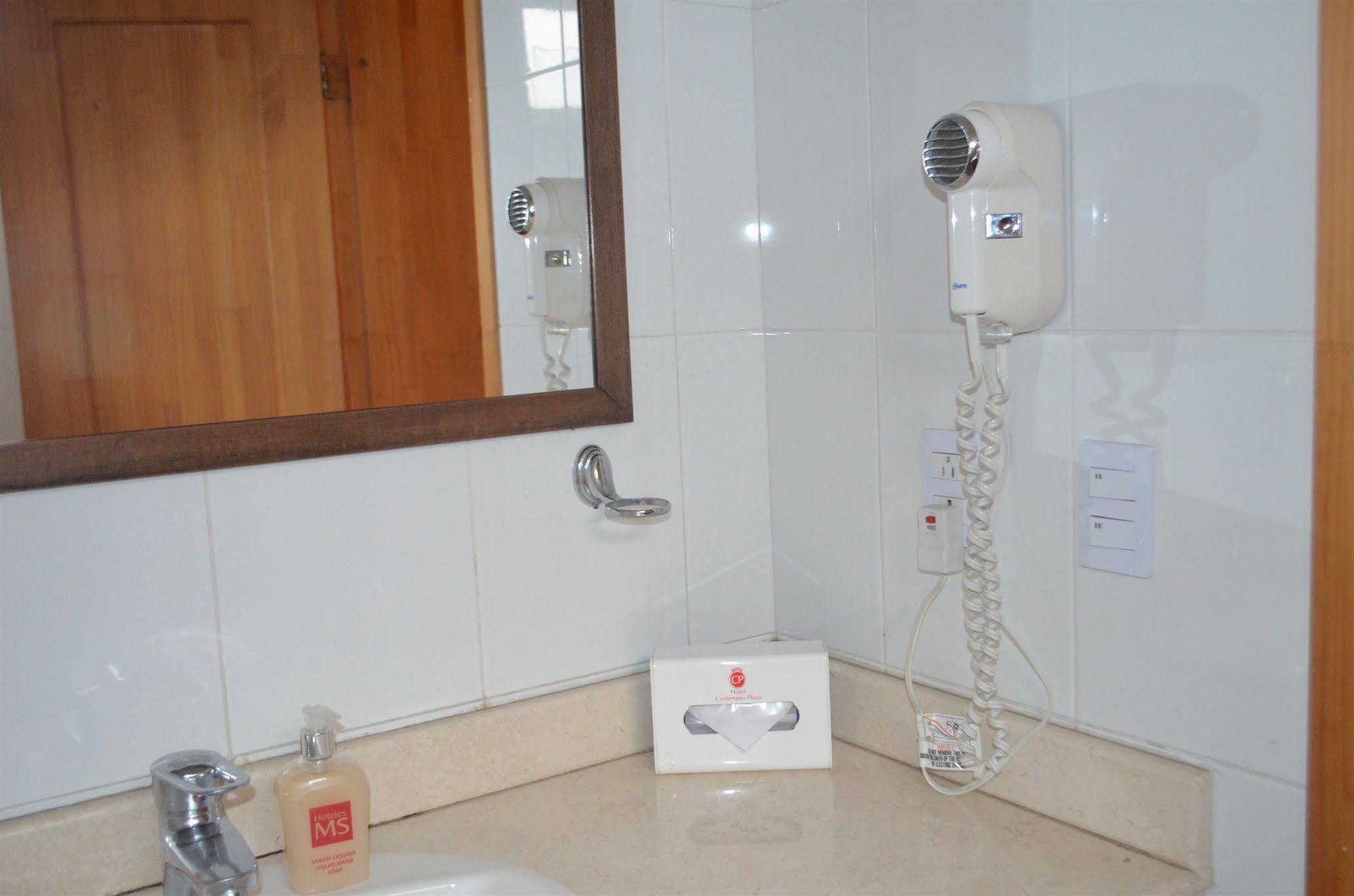 Hotel Basic Ms Centenario Cali