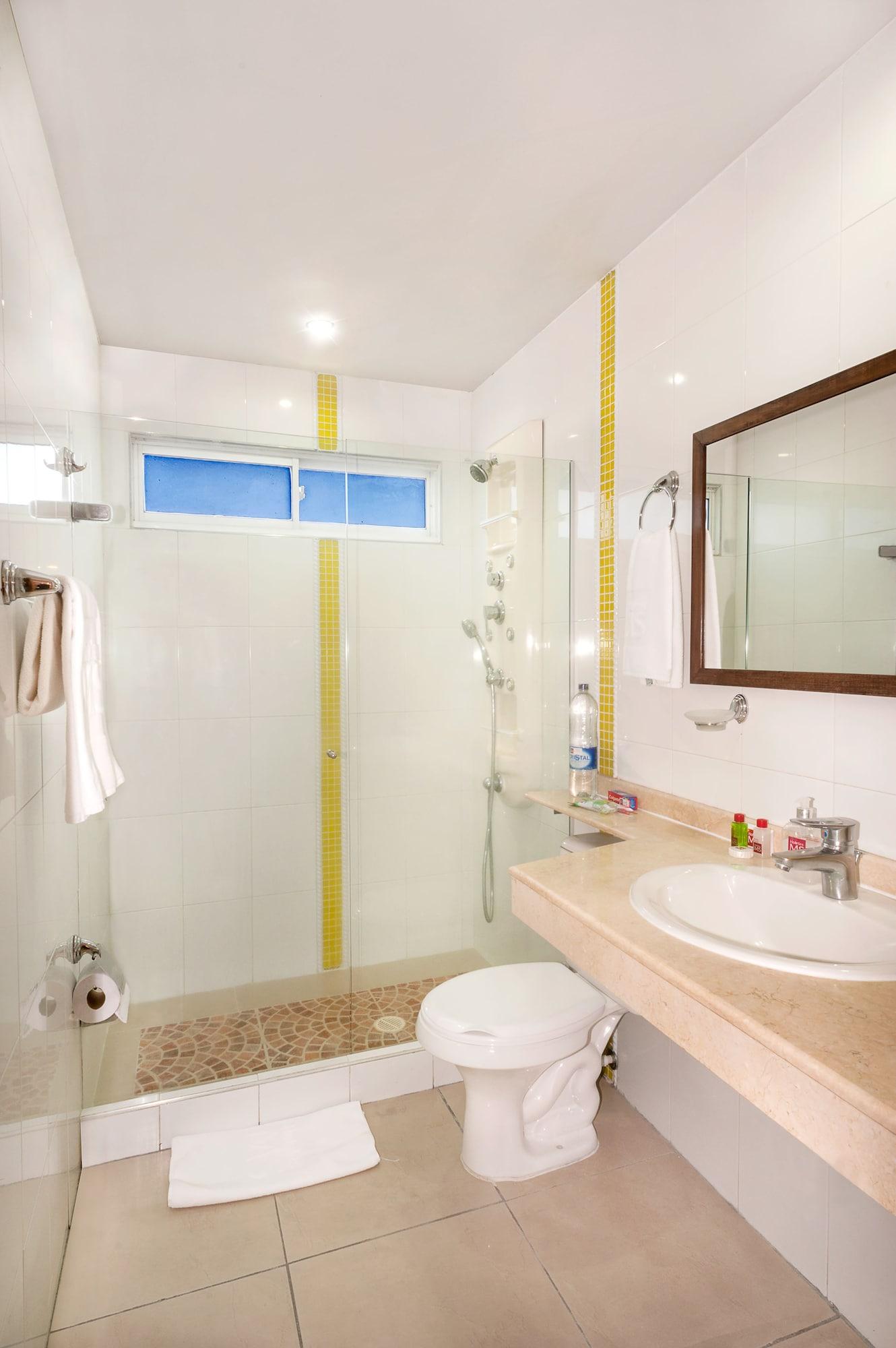 Hotel Basic Centenario By Ms 3*